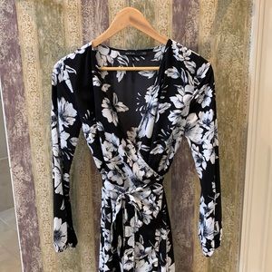 Beautiful Floral Black and White Maxi Dress Size Small